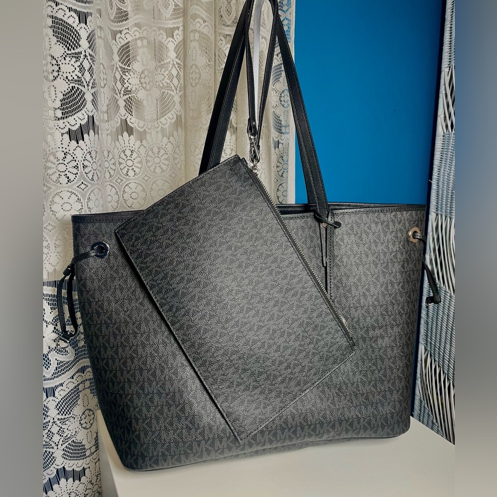 Michael Kors Black with Matching Pouch Signature Tote - Picture 17 of 17